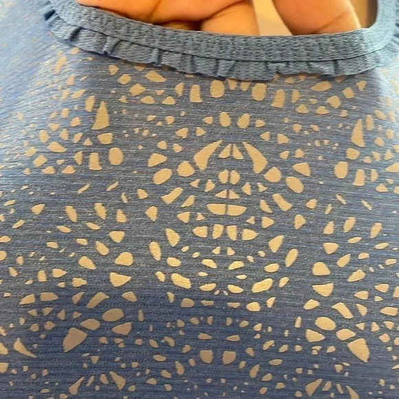 Lululemon athletic top - Picture 4 of 12